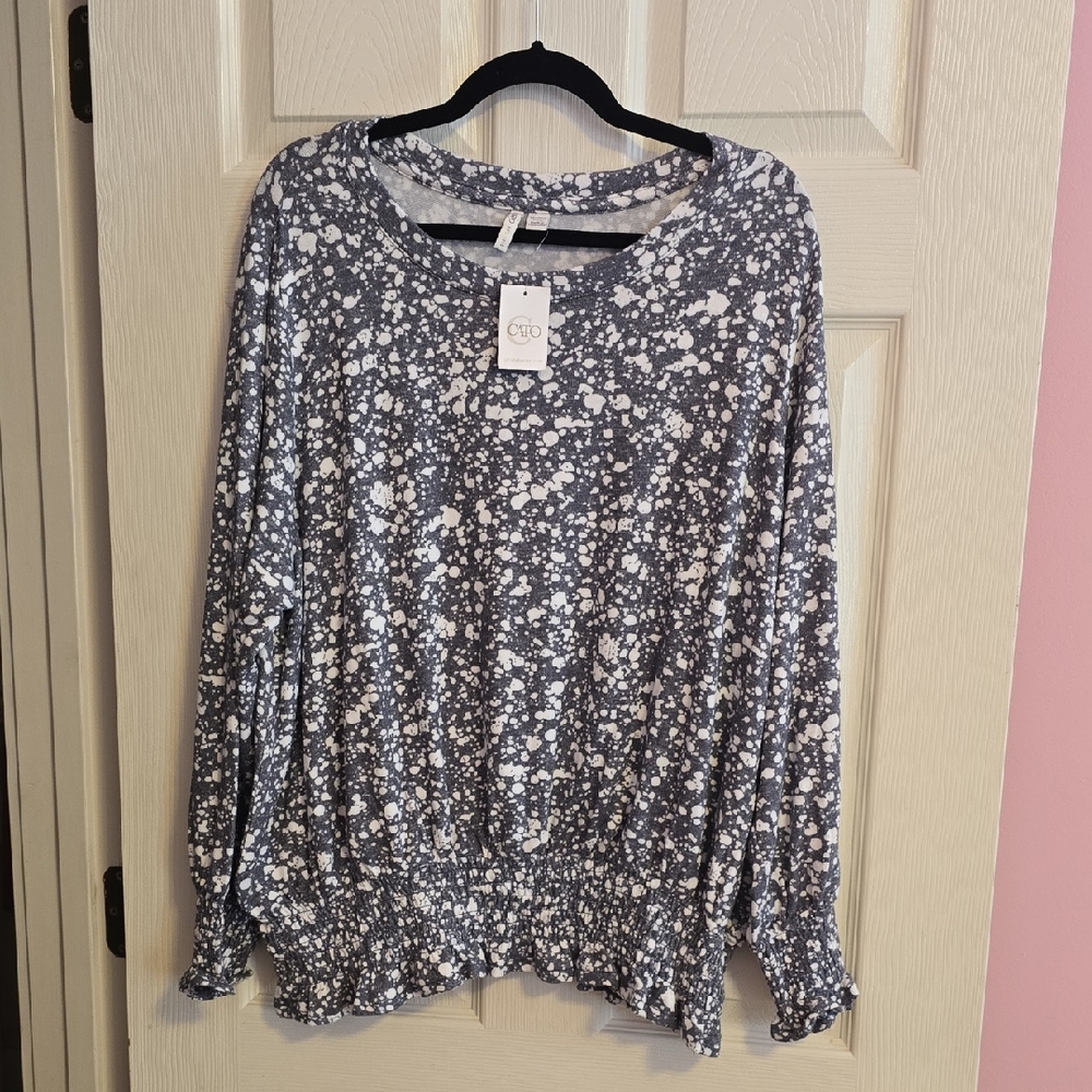 Cato Women's Black and‎ White Splatter Sweatshirt